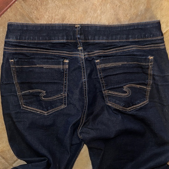 Silver Jeans Women's Dark Blue Skinny Jeans 29” waist and length - Picture 5 of 7